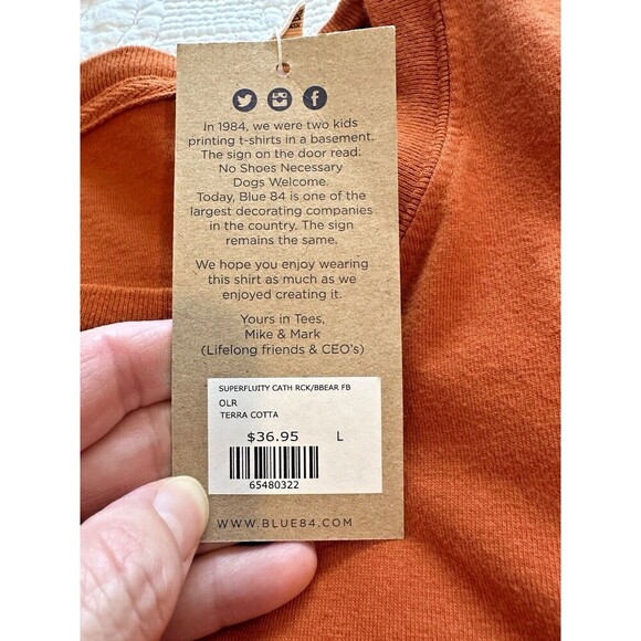 Sedona Arizona Scenic Design Long Sleeve T-Shirt Burnt Orange L NWT - Picture 9 of 10